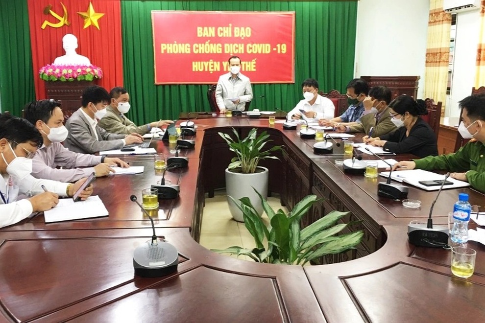 Bắc Giang phê bình Trưởng BCĐ và Chủ tịch huyện vì để bùng phát ổ dịch - 1 Bắc Giang phê bình Trưởng BCĐ và Chủ tịch huyện vì để bùng phát ổ dịch - 1