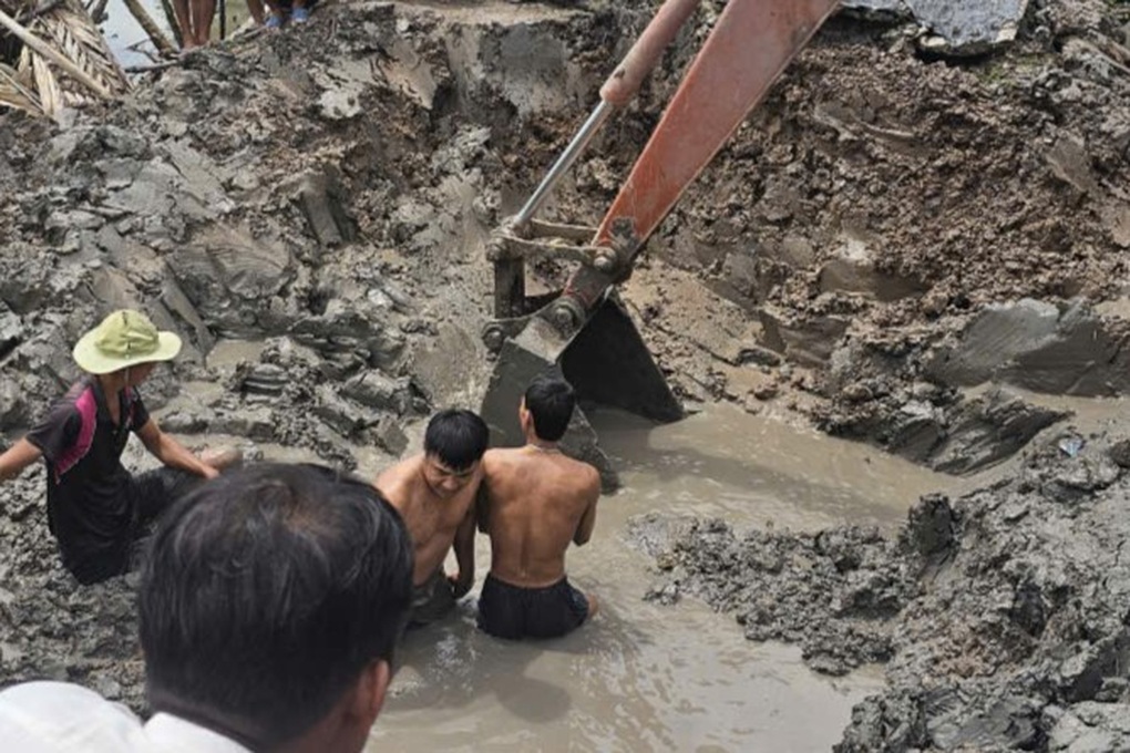 Người đàn ông mất tích khi ra coi ao tôm: Bị nước cuốn vào lỗ thủng - 1 Người đàn ông mất tích khi ra coi ao tôm: Bị nước cuốn vào lỗ thủng - 1