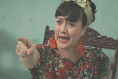 Vân Dung tiết lộ chuyện bị ngất xỉu trên phim trường vì kiệt sức