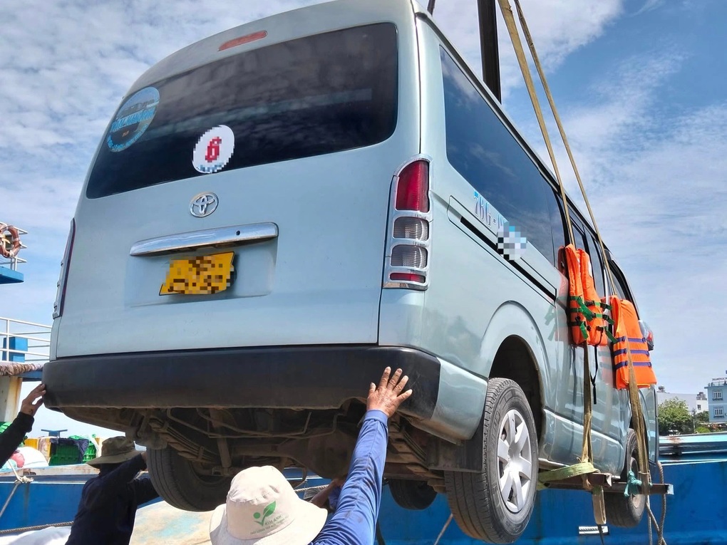 Thuê tàu chở ô tô vượt biển vào đất liền đăng kiểm - 1 Thuê tàu chở ô tô vượt biển vào đất liền đăng kiểm - 1