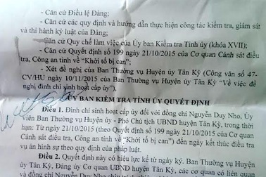 Khởi tố Phó chủ tịch huyện đánh bạc