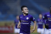 Hoàng Đức xuất sắc, nhưng Quang Hải vẫn là số 1