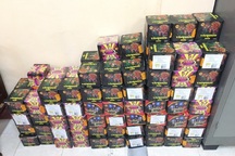 Phát hiện xe khách vận chuyển hơn 4.000 viên pháo lậu