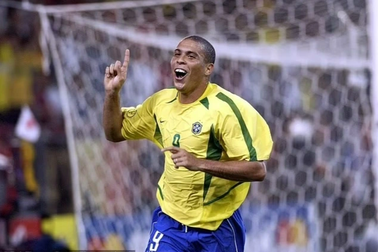 Cuộc sống của các ngôi sao từng giúp Brazil vô địch World Cup 2002