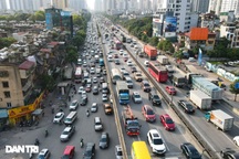 Hà Nội: Đường vành đai 3 "thất thủ" từ trên cao xuống thấp trong nhiều giờ