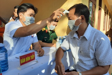 Quảng Nam lấy mẫu xét nghiệm virus SARS-CoV-2 trên diện rộng