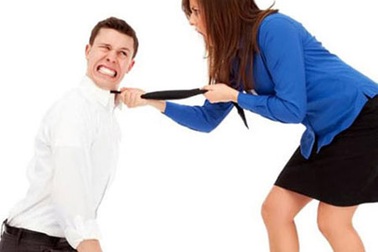 Cao tay trị chồng đánh vợ