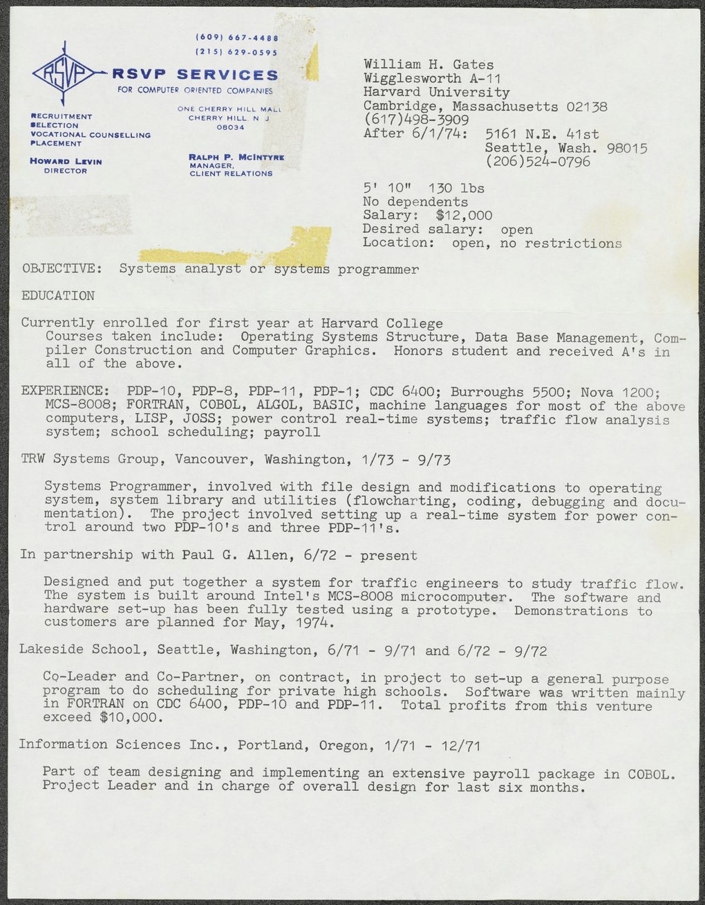 Bản CV năm 1974 của Bill Gates khiến nhiều người phải choáng và ngưỡng mộ về thành tích của chàng trai 19 tuổi (Ảnh: Bill Gates). Bản CV năm 1974 của Bill Gates khiến nhiều người phải choáng và ngưỡng mộ về thành tích của chàng trai 19 tuổi (Ảnh: Bill Gates).