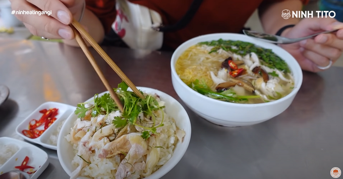 Ninh Titô ăn sáng "sương sương" mà như chén sạch cả... phố cổ Hà Nội mùa thu - Ảnh 6.