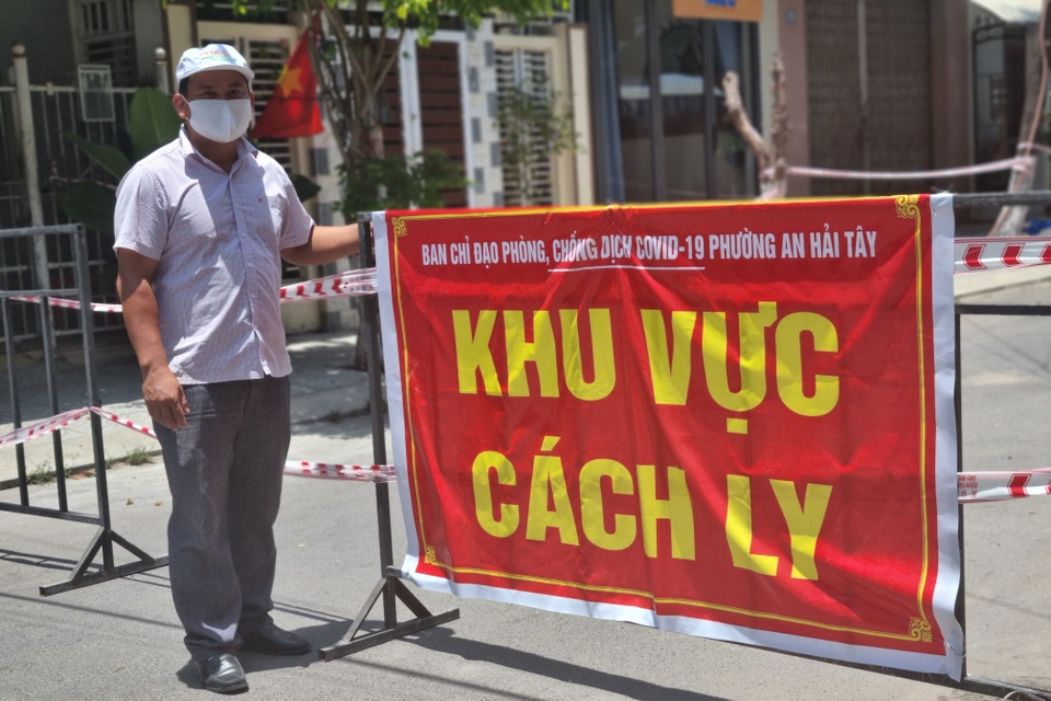 Những điểm bầu cử đặc biệt ở Đà Nẵng giữa mùa dịch Covid-19 - 1 Những điểm bầu cử đặc biệt ở Đà Nẵng giữa mùa dịch Covid-19 - 1