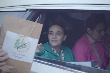Bí ẩn "túi quà" Hamas tặng cho con tin Israel được trả tự do