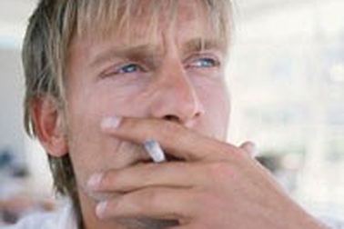 Rượu, thuốc lá làm tăng 70% nguy cơ tử vong ung thư ở nam giới