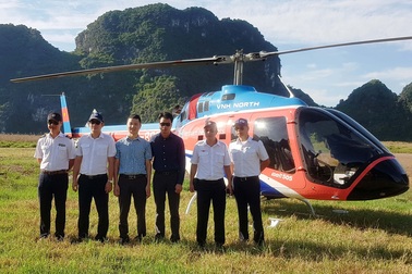 Di sản Tràng An “thu trọn trong tầm mắt” từ máy bay trực thăng