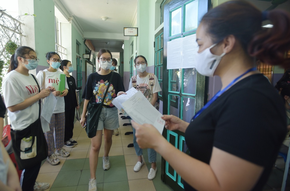 Khó tin nhiều thí sinh cùng sai câu hỏi sơ đẳng trong đề thi môn Lịch sử - 3 Khó tin nhiều thí sinh cùng sai câu hỏi sơ đẳng trong đề thi môn Lịch sử - 3