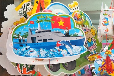 Lồng đèn biển đảo Việt Nam lên ngôi dịp Tết trung thu