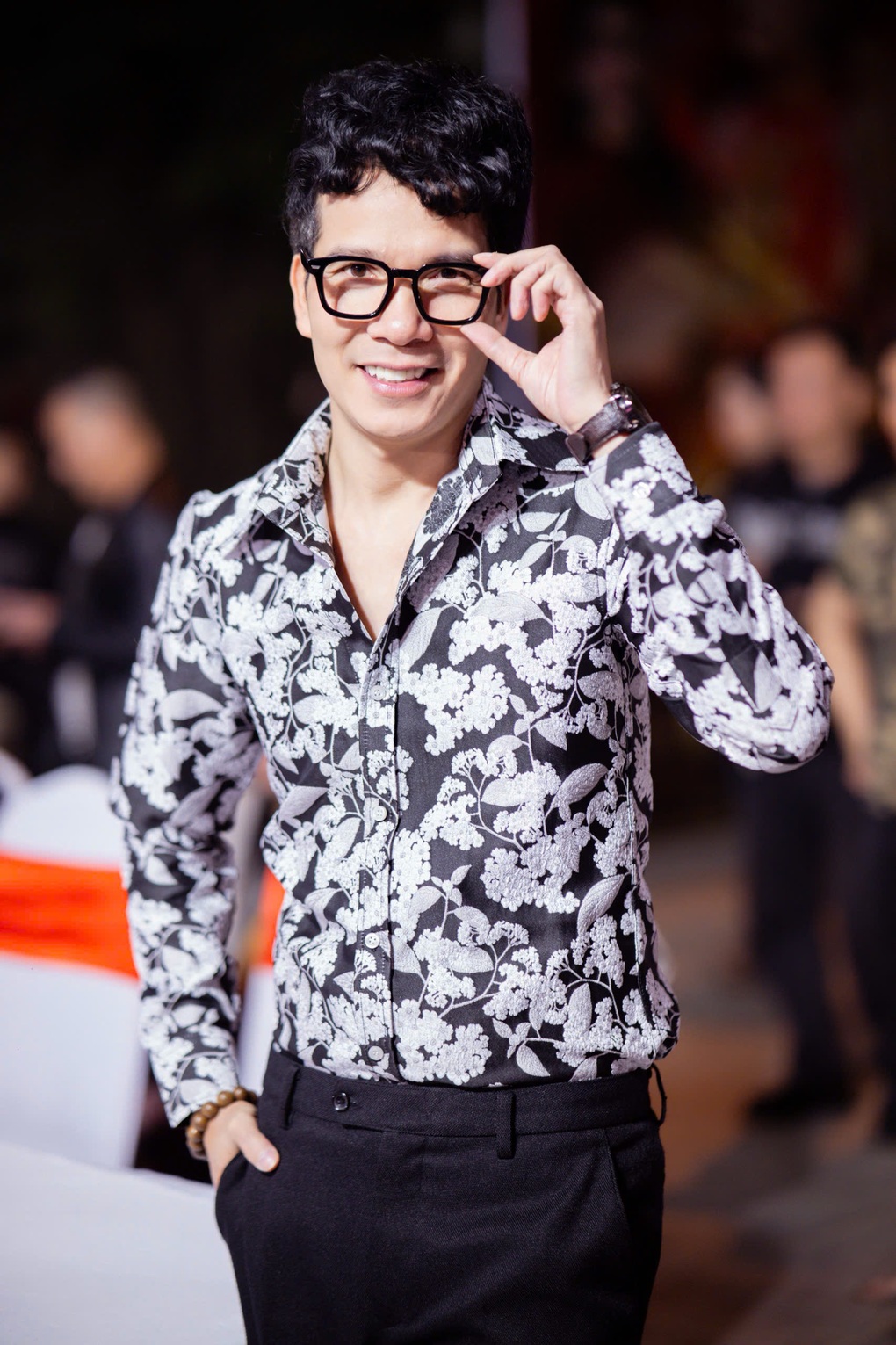 Ca sĩ Hồ Quang 8 hát ca khúc về đồng bằng Bắc Bộ - 1 Ca sĩ Hồ Quang 8 hát ca khúc về đồng bằng Bắc Bộ - 1
