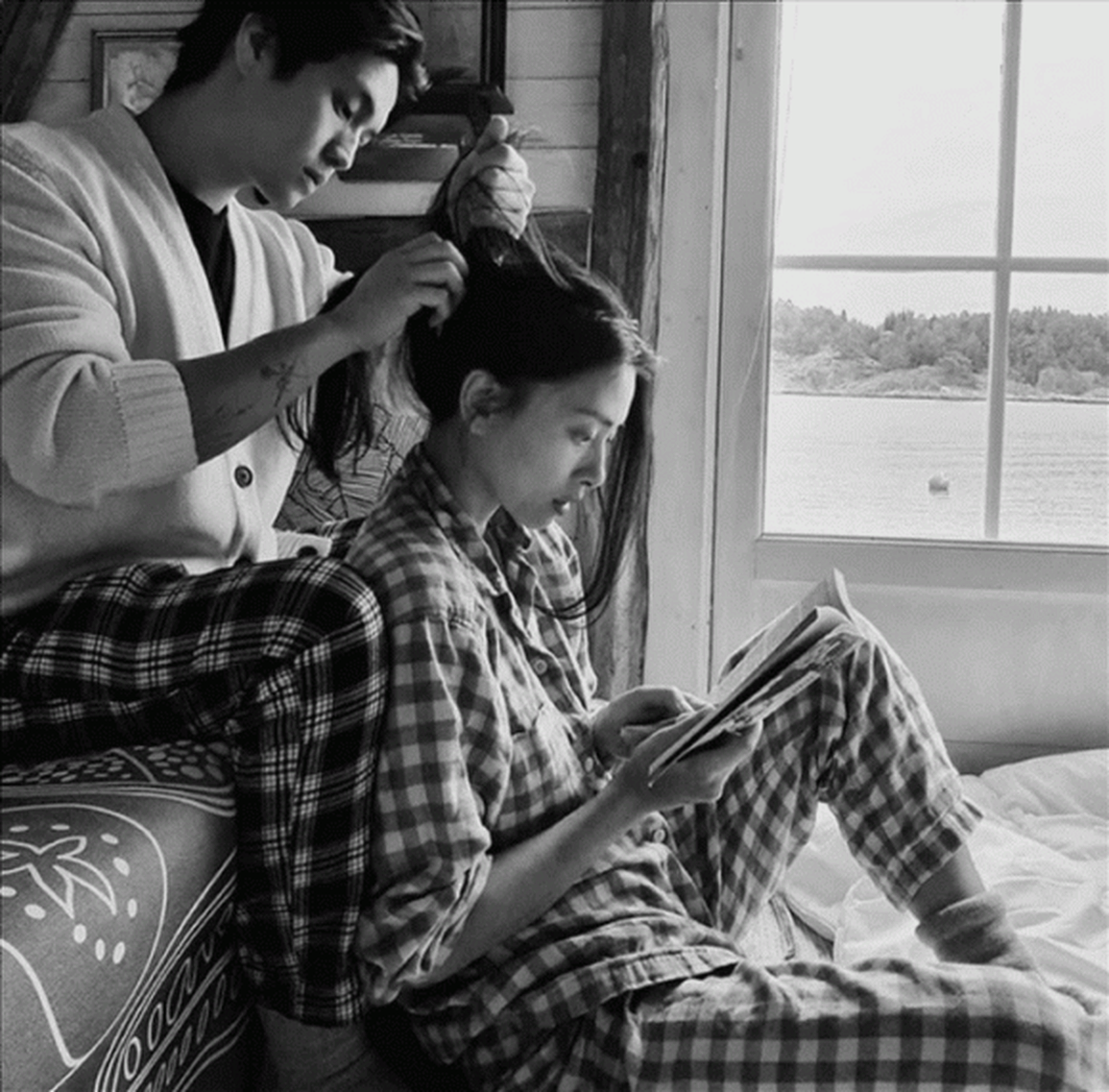 Sao nữ công khai tình trẻ kém chục tuổi hot nhất showbiz Việt 2021 - 2