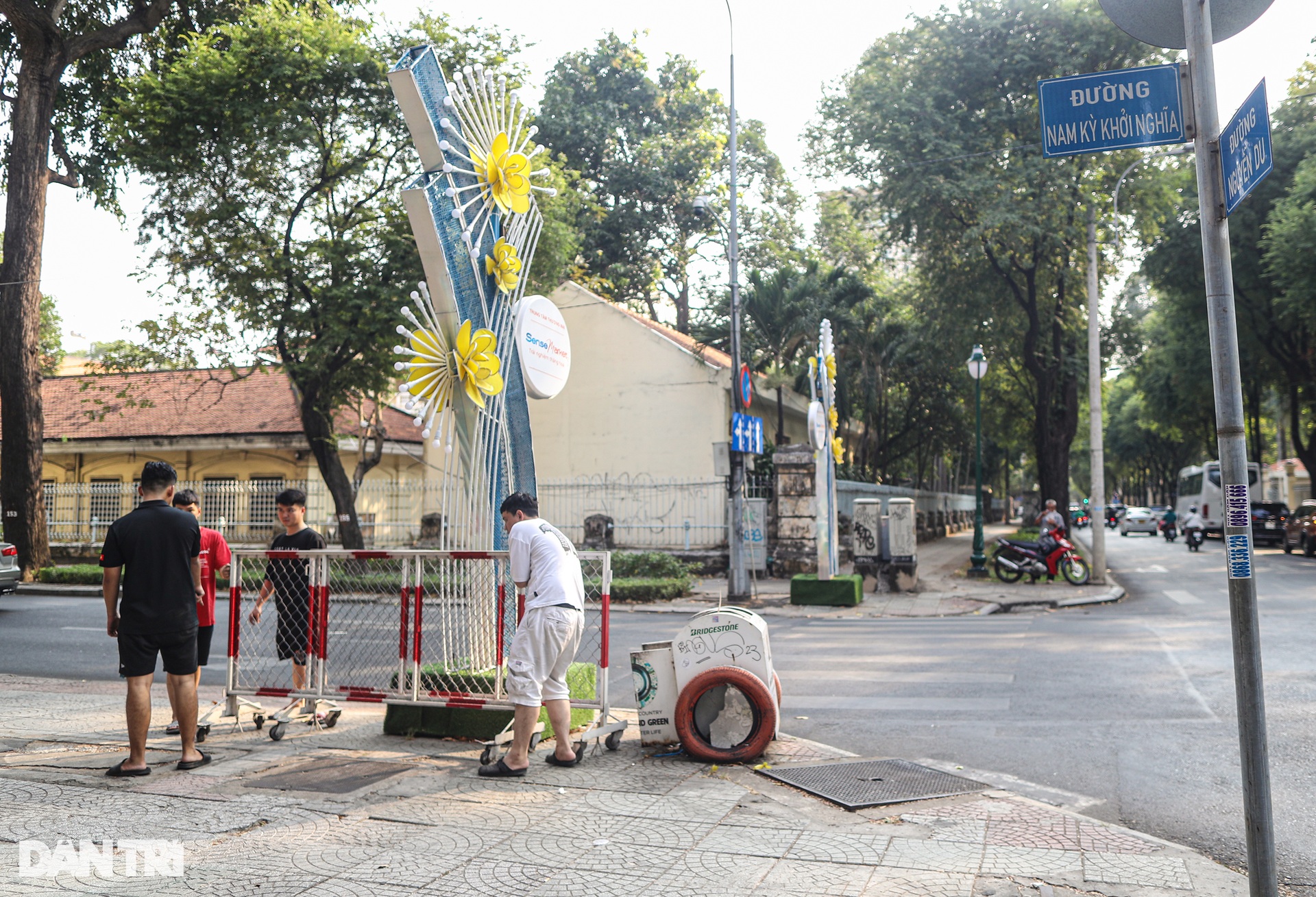 Công tác an ninh, thiết bị phục vụ phiên tòa vụ Vạn Thịnh Phát hoàn tất - 3 Công tác an ninh, thiết bị phục vụ phiên tòa vụ Vạn Thịnh Phát hoàn tất - 3