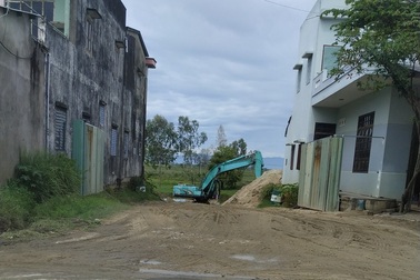 Cát lậu hoành hành ngày nghỉ lễ