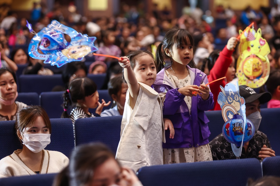 Mang “Trung thu yêu thương” đến 1.000 trẻ em TPHCM