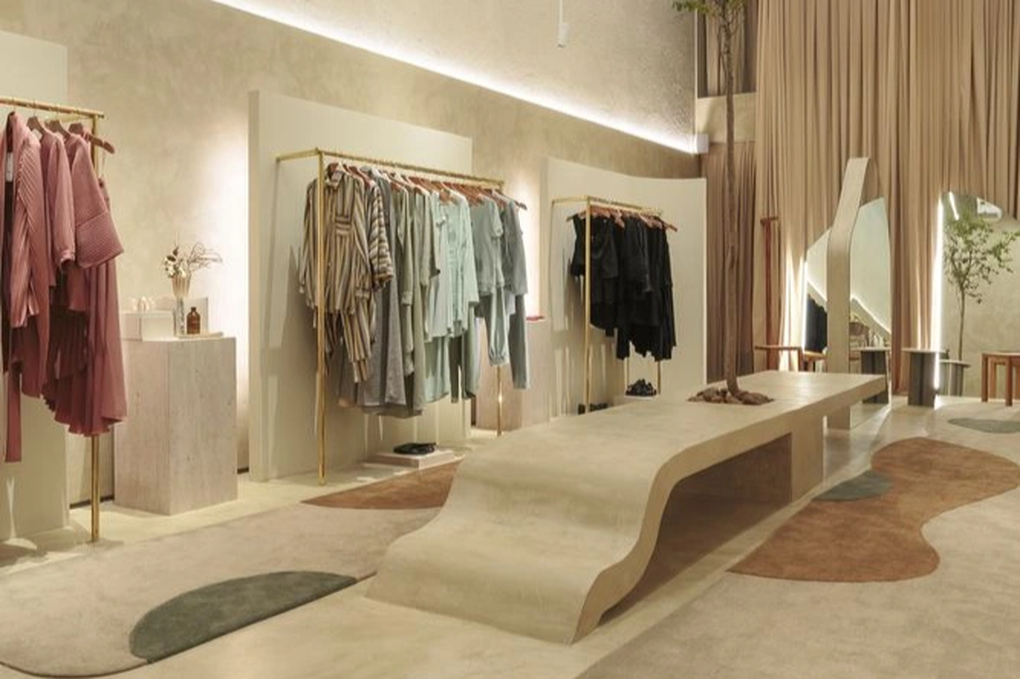 Chủ shop thời trang ở miền Bắc lo phá sản vì mãi chưa thấy mùa đông - 1 Chủ shop thời trang ở miền Bắc lo phá sản vì mãi chưa thấy mùa đông - 1
