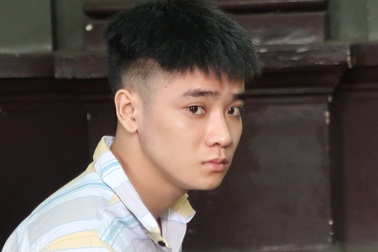 Án mạng vì câu hỏi “Mày biết tao là ai không?”