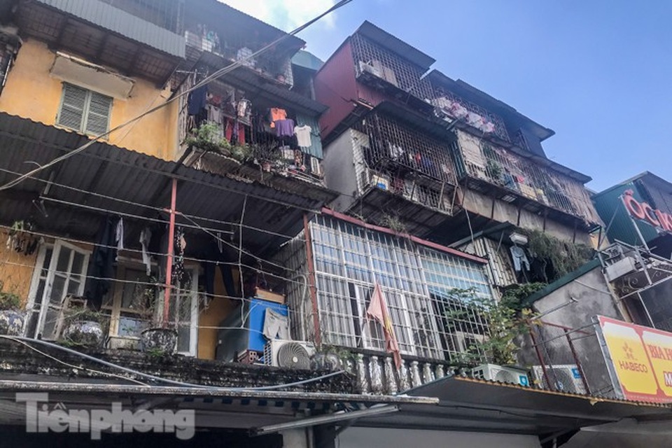 Hà Nội: Cải tạo chung cư cũ theo hình thức cuốn chiếu - 1 Hà Nội: Cải tạo chung cư cũ theo hình thức cuốn chiếu - 1