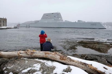 Clip tàu khu trục đáng sợ nhất Mỹ thử lần cuối