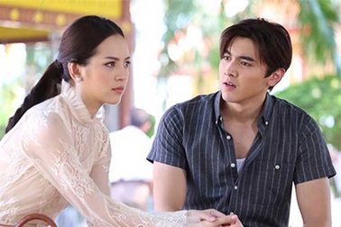 Sau hai năm làm dâu hào môn, tôi bật khóc khi mẹ chồng nói một câu