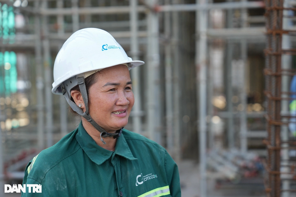 Điều ước giản đơn của công nhân xây dựng khi Tết đến xuân về - 4 Điều ước giản đơn của công nhân xây dựng khi Tết đến xuân về - 4