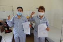 4 bệnh nhân Covid-19 đầu tiên ở Đà Nẵng xuất viện: Không hạnh phúc nào bằng