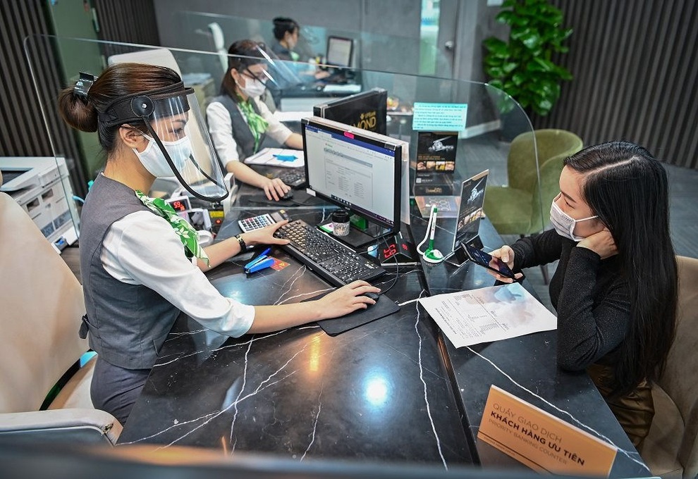 VPBank mở dịch vụ đặt lịch hẹn online cho khách tới ngân hàng mùa dịch - 2 VPBank mở dịch vụ đặt lịch hẹn online cho khách tới ngân hàng mùa dịch - 2