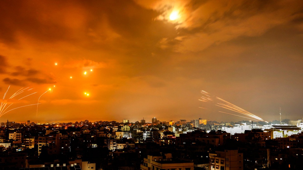 Israel sắp ra đòn hạ Hezbollah bằng chiến thuật cú nước rút sấm sét? - 1 Israel sắp ra đòn hạ Hezbollah bằng chiến thuật cú nước rút sấm sét? - 1