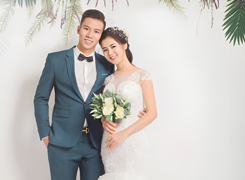 Sau 5 năm cưới cầu thủ Quế Ngọc Hải, hoa khôi Đại học Vinh giờ ra sao? - 3 Sau 5 năm cưới cầu thủ Quế Ngọc Hải, hoa khôi Đại học Vinh giờ ra sao? - 3