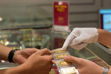 Vàng đấu thầu tiếp tục được "vét sạch"