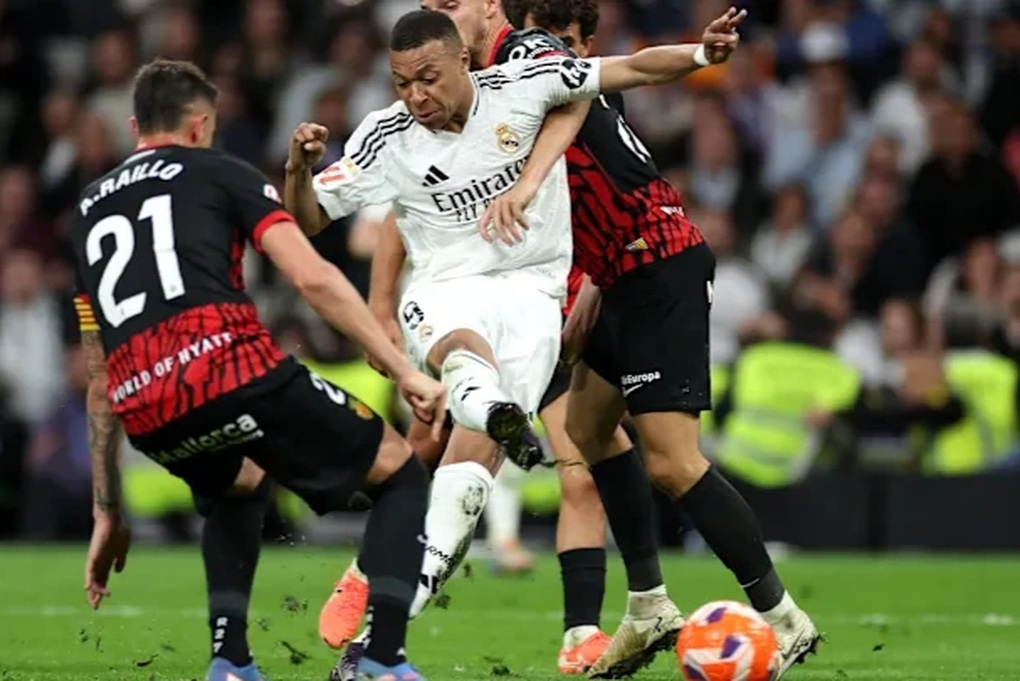 Real Madrid chiến thắng dù 3 lần bị công nghệ VAR từ chối bàn thắng - 2