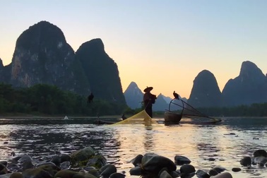 Khám phá dòng sông đẹp nhất thế giới ở Trung Quốc