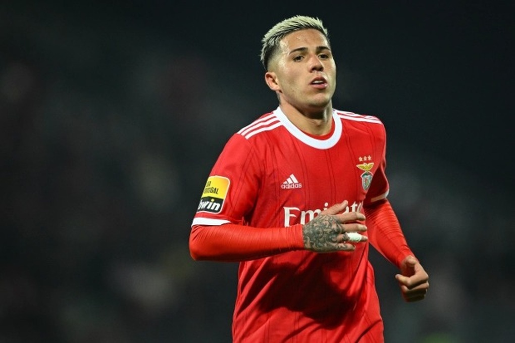 Chelsea sẵn sàng chi 105 triệu bảng để chiêu mộ Enzo Fernandez - 1 Chelsea sẵn sàng chi 105 triệu bảng để chiêu mộ Enzo Fernandez - 1