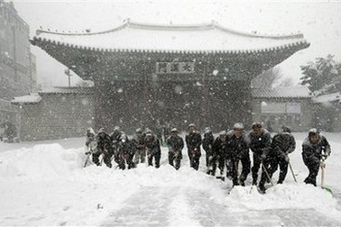 Seoul trong cơn bão tuyết lịch sử