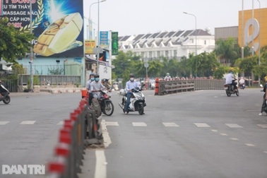 Quận Gò Vấp xả chốt kiểm soát y tế trong giờ cao điểm, hết ùn tắc