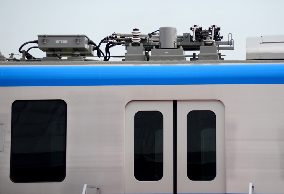 Tàu metro số 1.jpg Tàu metro số 1.jpg