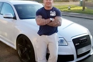 Ngồi tù 28 tháng vì tự quay video khoe “thành tích” lái xe tốc độ cao