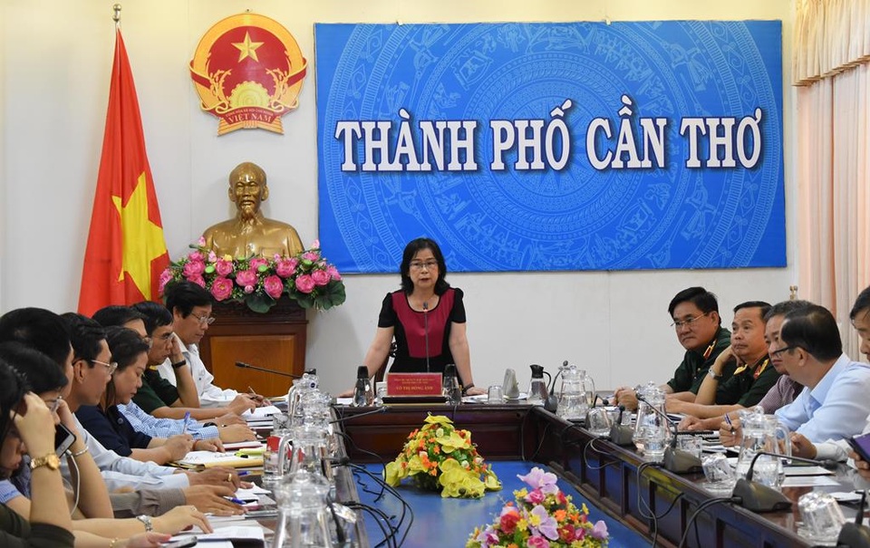 Cách ly 6 trường hợp từ tâm dịch đến Cần Thơ - 1