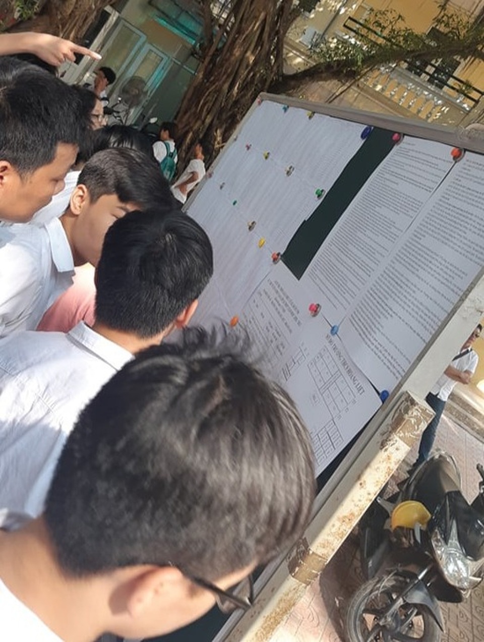 Gần 90.000 thí sinh Hà Nội dự thi lớp 10 THPT - 1 Gần 90.000 thí sinh Hà Nội dự thi lớp 10 THPT - 1