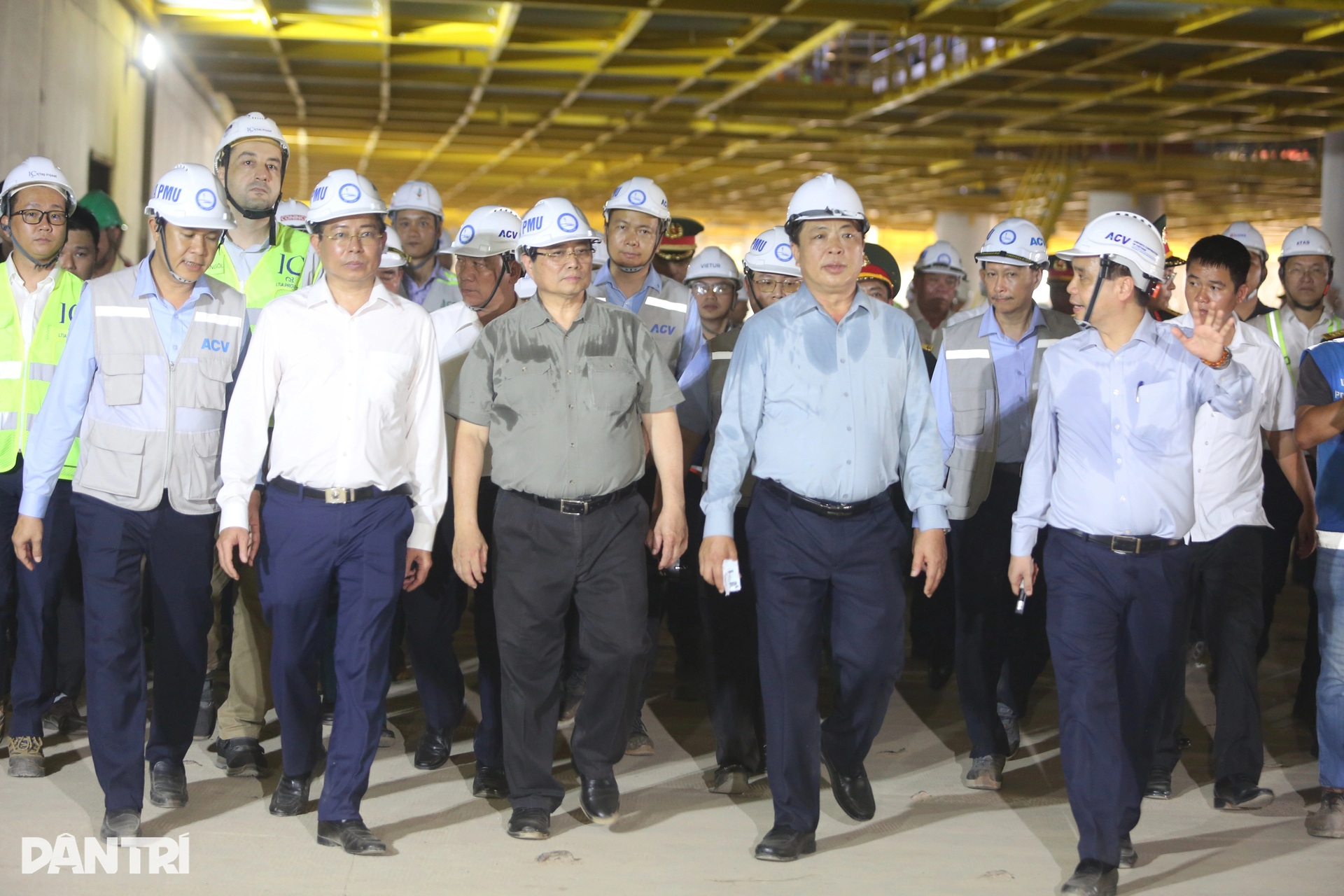 Lần thứ 8 Thủ tướng Phạm Minh Chính kiểm tra tiến độ sân bay Long Thành - 1 Lần thứ 8 Thủ tướng Phạm Minh Chính kiểm tra tiến độ sân bay Long Thành - 1