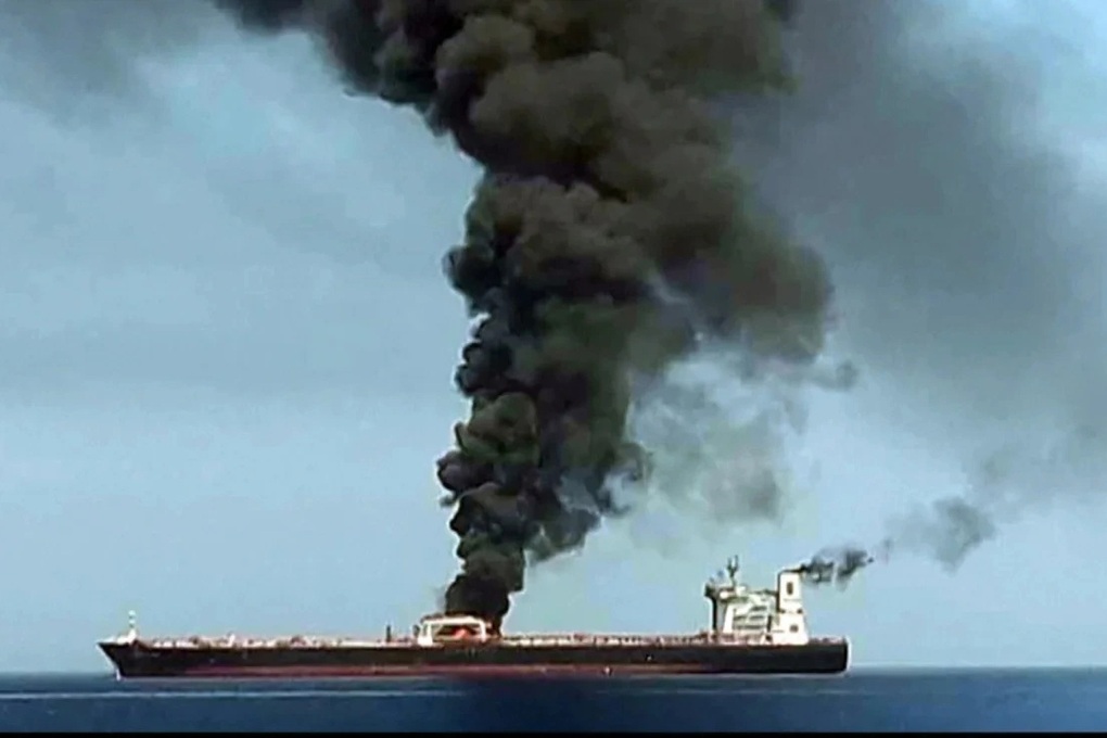 Iran ra “tối hậu thư” liên quan đến eo biển Hormuz - 1