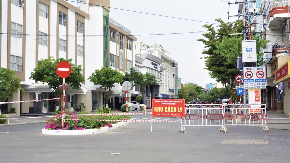 Người ở Đà Nẵng lại có những tháng ngày khó quên - 3 Người ở Đà Nẵng lại có những tháng ngày khó quên - 3