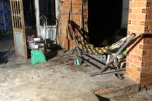 Nghịch súng tự chế, vô tình bắn chết dượng