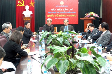 Ra mắt cuốn sách về "Quốc Tổ Hùng Vương"