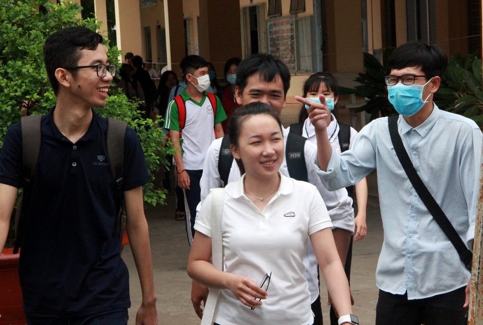 Giáo dục công khai, minh bạch và trách nhiệm giải trình để đạt tới cái gì ? - 2 Giáo dục công khai, minh bạch và trách nhiệm giải trình để đạt tới cái gì ? - 2